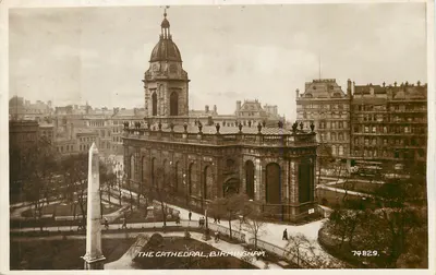 A Catedral, Birmingham — vista panorâmica com obélisco — Valentine's Postcard n°74829