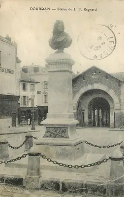 Dourdan — Estátua de J. F. Regnard — Edit. G. Sevin, Dourdan