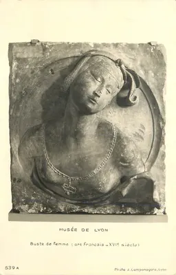 Busto de mulher — arte francesa século XVI — Museu de Lyon — Foto J. Camponagara, Lyon, n° 539 A