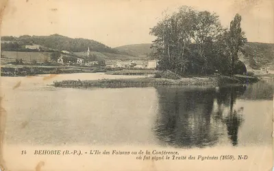 Bilhete postal antigo Behobie(B P) A Ilha dos Pássaros ou da Conferência Onde Foi Assinado o Tratado dos Pirineus (1359)