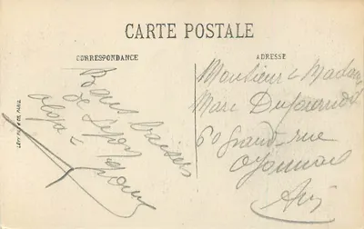 LYON — O Ponte Lafayette, a Praça dos Cordeliers e o Coteau de Fourvière — Selecta — Verso