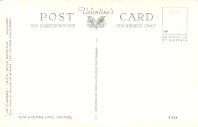 Swanbourne Lake, Arundel — vista da margem com passeios e banhistas — publicado por Valentine's & Sons Ltd. — Verso