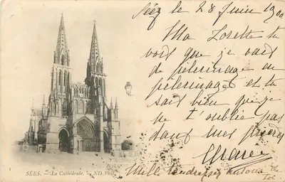 Sées — A Catedral — ND. Fot.