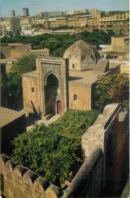 Baku — O mausoléu dos Shirvan Shahs — Aurora Art Publishers