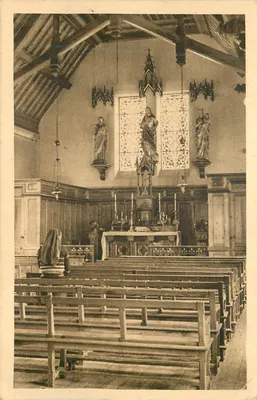 Interior da Capela — Meung-sur-Loire — Edições Universitárias Tourte e Petit