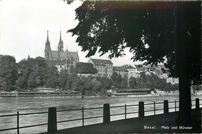 Basel, Pfalz und Münster — vista da catedral e do rio — Photoglob-Wehrli AG, Zürich