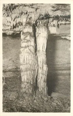 Grutas de Arcy-sur-Cure (Yonne) — O Pilar Duplo — Edição Joublin