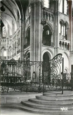 Noyon (Oise) — Grade do Coro (século XVIII) — Edição MACE
