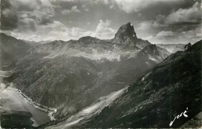 Pic d'Ossau (2.886m) e lago di Fabrège — Val d'Ossau (B.P.) — Edit. JOVÉ