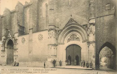 Castelnaudary — Catedral São Miguel (lado norte) e Passagem sob a Torre da Catedral — Samphor editor — Castelnaudary