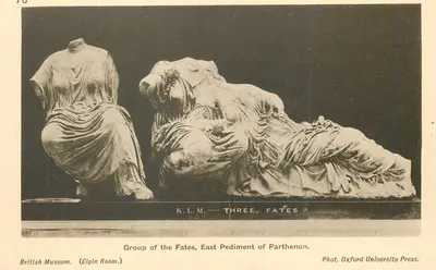 Grupo das Moiras, Pórtico Oriental do Partenon — British Museum (Sala Elgin) — Oxford University Press