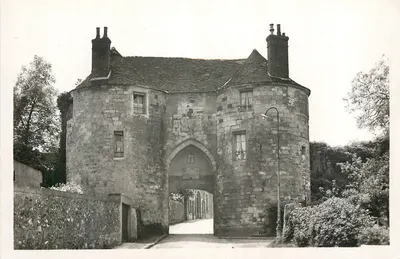 Porta Saint-Pierre — Château-Thierry — G. REANT, Paris