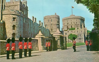 Mudança da Guarda, Castelo de Windsor — Série Natural Colour — Cophoto Greetings U.S.A.