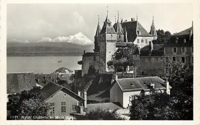 Nyon. Castelo e Mont Blanc — editor Perrochet, Lausanne, n° 6571