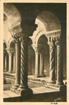 Catedral Santa Eulália (Périgord) — As arcadas românicas — ARGRA