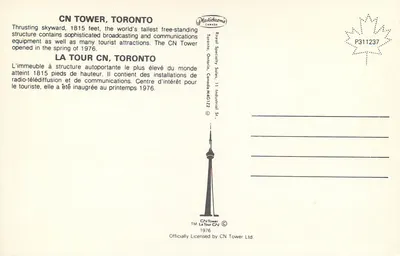 Wieża CN w Toronto — widok zachodu słońca — Plastichime Canada — Rewers