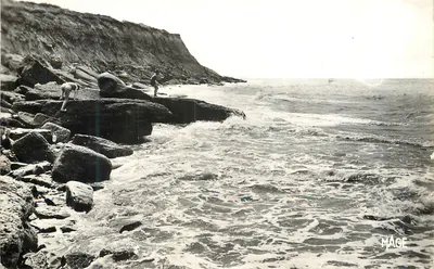 O Cabo de Alprecht — vista da praia — Edição MAGE