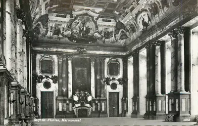Mosteiro de St. Florian, Marmorsaal — interior barroco com colunas e teto pintado — editor J. Leitennmüller, n° 2252