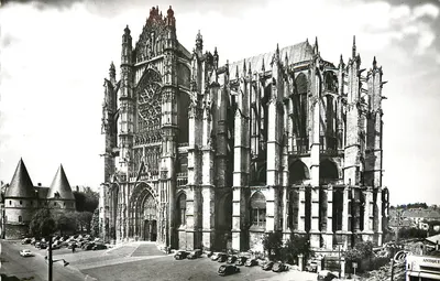 Beauvais — A Catedral — REAL-PHOTO