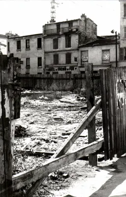 Hôtel du Chemin de Fer — demolição — Paris