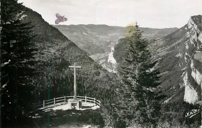 Vista do Gîte do Forjador — Arredores de Villard-de-Lans — Edição de Arte Grenoble