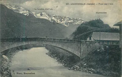 Aiguebelle (Savoie) — Ponte sobre o Arc — L. Blanc, Montmélian