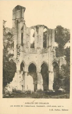 Ruínas da abadia, transepto, lado norte — Abadia de Chaalis — J.-E. Bulloz, editor