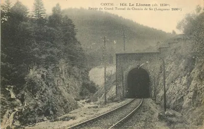 Le Lioran — Entrada do Grande Túnel do Caminho de Ferro (Comprimento 1800m) — Editor: Adetillar