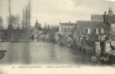 Nogent-le-Rotrou — A Huisne vista do Ponte de Madeira — LL.