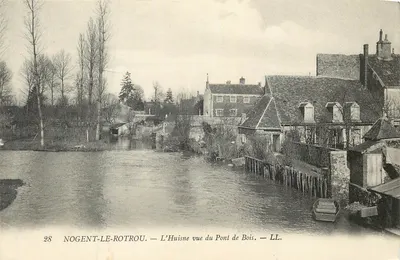 Nogent-le-Rotrou — L'Huisne vista do Ponte de Bois — LL.