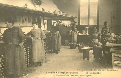 Interior de uma Cantine de Vendangeurs — A Vida na Champagne (depositado) — G. Franjou, fot.-edit. em Ay (Marne) — Reprod. interd.