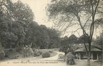 Vichy (Allier) — Un coin du Parc des Célestins — Édition Raynaud, Vichy