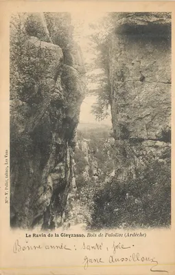 Le Ravin de la Gleyzasse — Bois de Paiolive (Ardèche) — Mme V. Pelle, tabacs, Les Vans