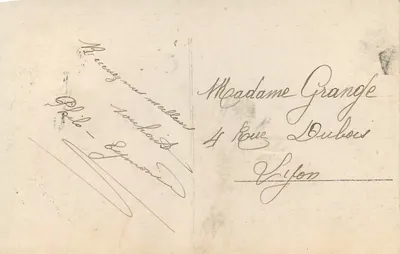Jeune femme en robe de soirée — tenant un bouquet — éditeur Fauret, n° 1035 — Verso