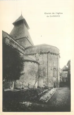 Chefe da igreja de CADOUIN — vista arquitetônica — sem editor ou número visível