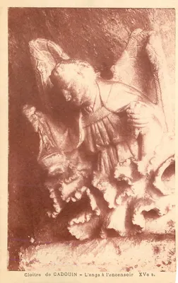 Cloître de CADOUIN — O anjo com o incensário — Século XV