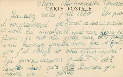 Bourgoin (Isère) — Rustyczna fontanna przed Kościołem w Jallieu — Céll. Lautler — Rewers