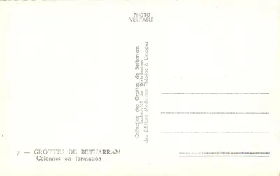 Grotty Bétharram — Kolumny w formowaniu — Théojac — Rewers