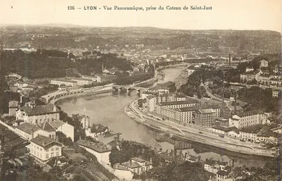 LYON - Vista panorámica, tomada desde el Coteau de Saint-Just — serie 196 — editor Unis-France