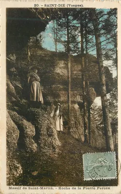 Saint-Dié (Vosges) — Massif de Saint-Martin, Roche de la Pierre Percée — C.L.B.
