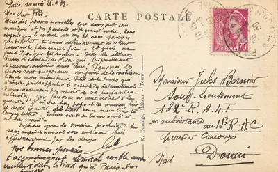 Amboise — Zamek Clos Lucé — Zbudowany przez Estienne Le Loup, mistrza hostela Ludwika XI w 1471. Karol VIII i Anna z Bretanii dodały kaplicę. Leonard da Vinci zmarł tam w 1519 R.D. — Rewers