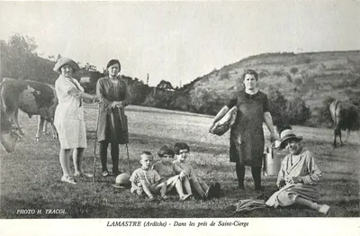 Lamastre (Ardèche) - Vista nos campos de Saint-Cierge — Foto H. Tracol