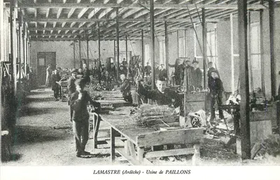 Lamastre (Ardèche) - Fábrica de Paillons