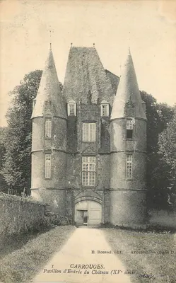 Carrouges — Pavilhão de Entrada do Castelo (século XV) — E. Roussel, edição Argentan