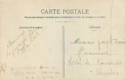 Alençon - A Halle aux Toiles — Maison des Magasins Réunis, Alençon, editora — 35. — Verso