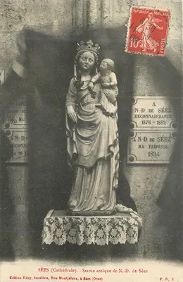 Sées (Catedral) — Estátua antiga de N.-D. de Sées — Edição Rény, Rue Montjaloux, Sées (Orne)