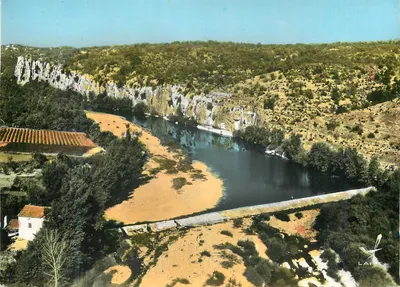 Casteljau (Ardèche) — vista aérea — Lapie