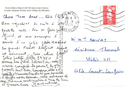 Vivere a Blanc-Mesnil — Parco Jacques Duclos con effigie di Mandela — Éditions Mage — Verso