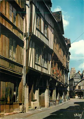 Velhas casas Rua Malpalu — Rouen — Edições IRIS