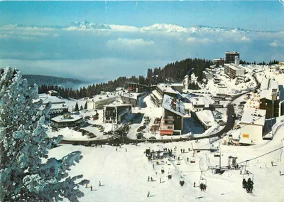 Chamrousse (38 Isère) — Vista geral com a cadeia do Vercors no fundo — Éditions Grenoble Spadem